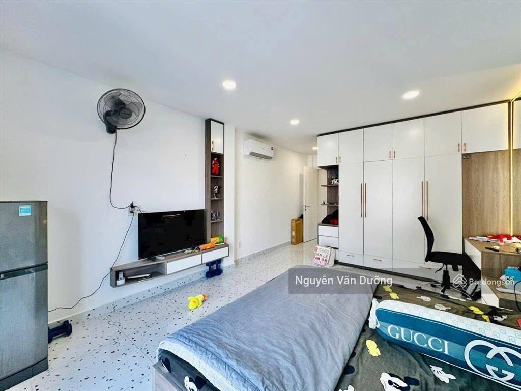 Không bỏ lỡ! phố đặng văn ngữ, lô góc 2 thoáng, đẹp ở ngay, cách ô tô 30m, gần hồ, pl sạch, 39m2*5t