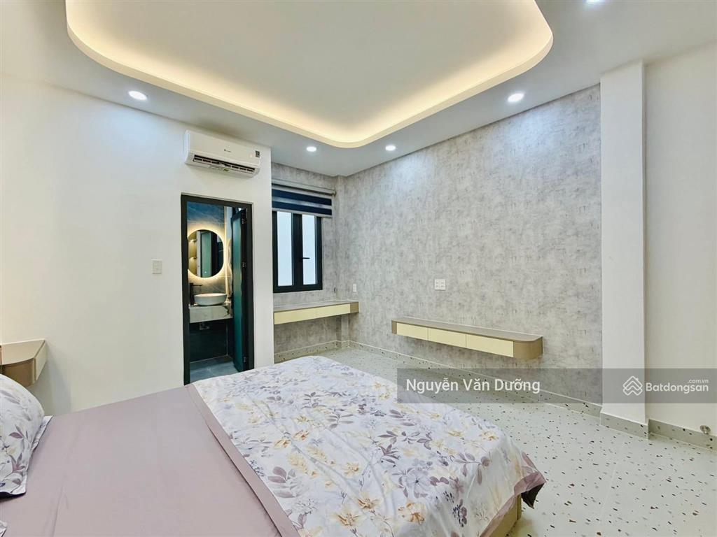 Bán nhà! phố cát linh, nhà mới lô góc, ô tô tránh, ngõ 3 gác thông thoáng gần phố, dt 42m2 * 5 tầng