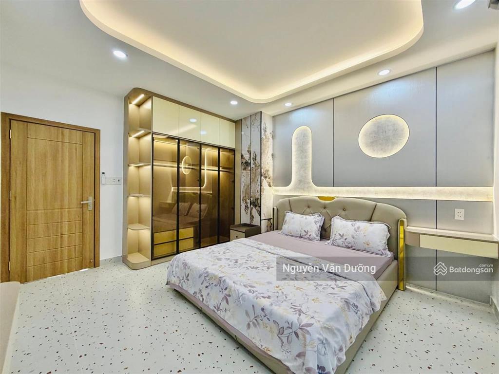 Bán nhà! phố cát linh, nhà mới lô góc, ô tô tránh, ngõ 3 gác thông thoáng gần phố, dt 42m2 * 5 tầng