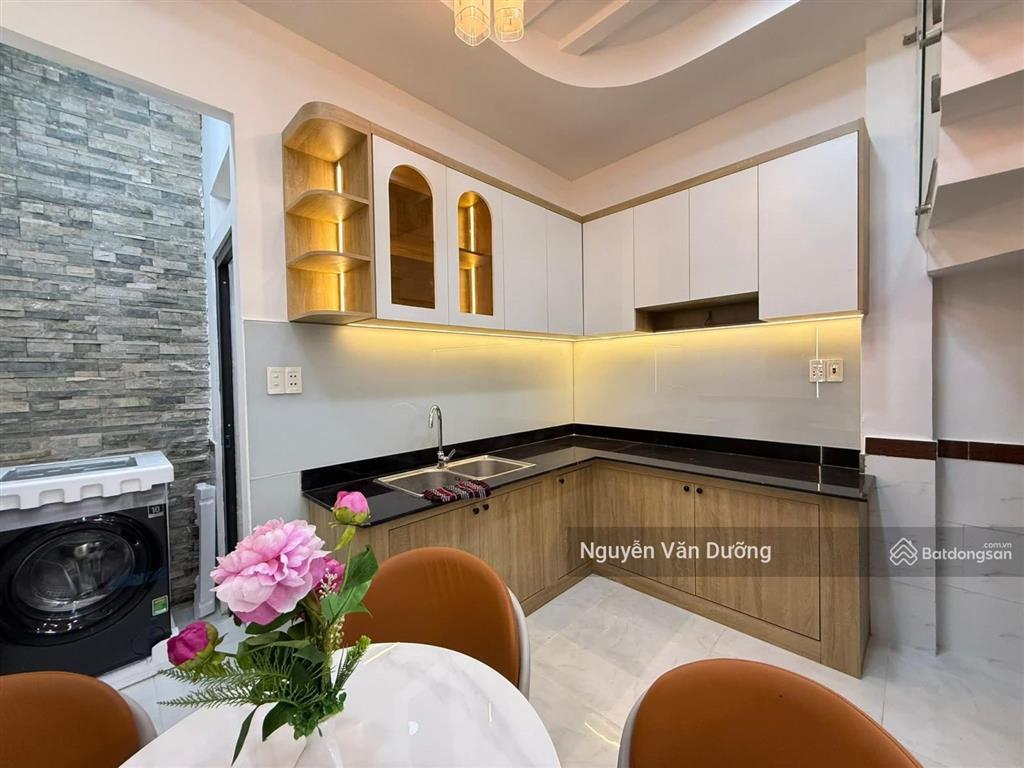 Bán nhanh! lô góc 2 thoáng nguyễn lương bằng, 30m ra phố, ngõ thông trần hữu tước, dân xây, 39m2*5t