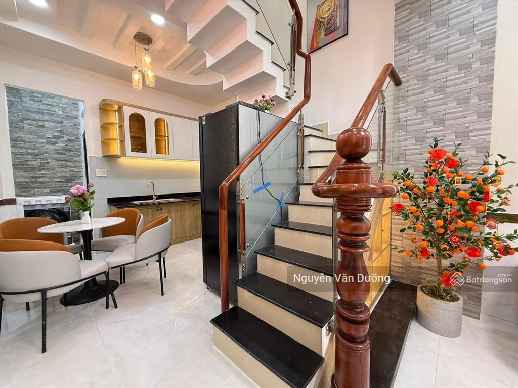 Bán nhanh! lô góc 2 thoáng nguyễn lương bằng, 30m ra phố, ngõ thông trần hữu tước, dân xây, 39m2*5t