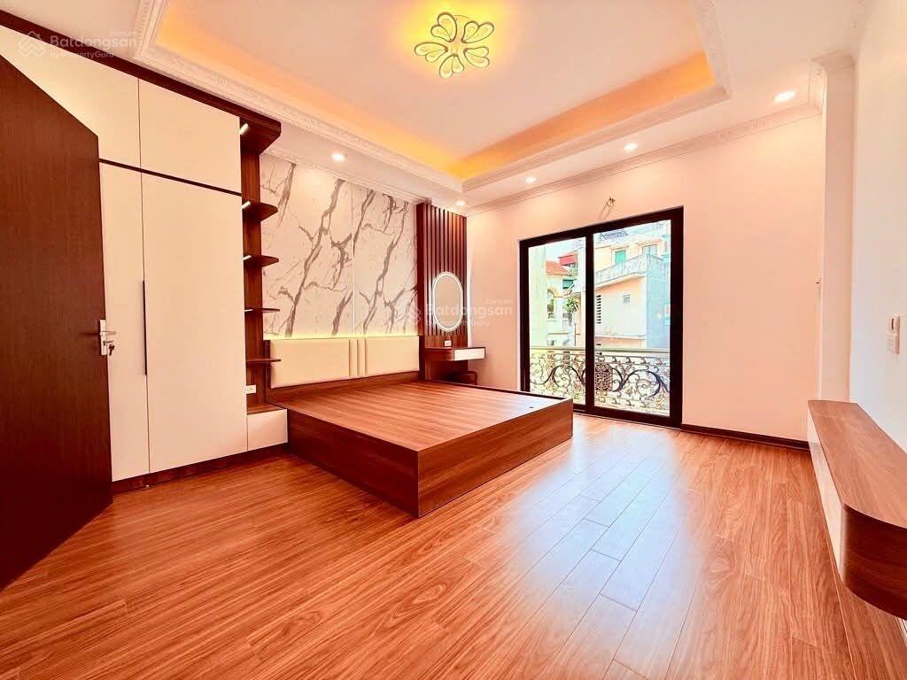 Bán nhanh! lô góc 2 thoáng nguyễn lương bằng, 30m ra phố, ngõ thông trần hữu tước, dân xây, 39m2*5t
