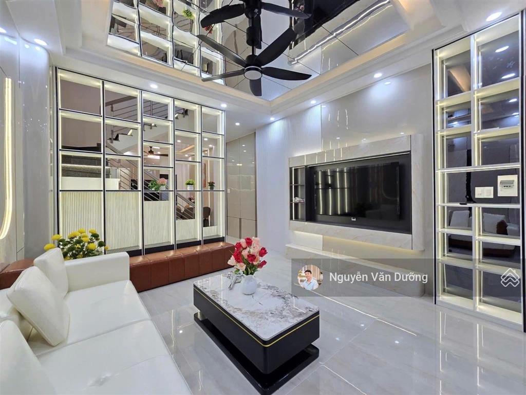 Giá hời! phố yên lãng, ngõ thông thái thịnh, nhà mới ở ngay, ô tô 30m, dân xây chắc chắn, 40m²*5t
