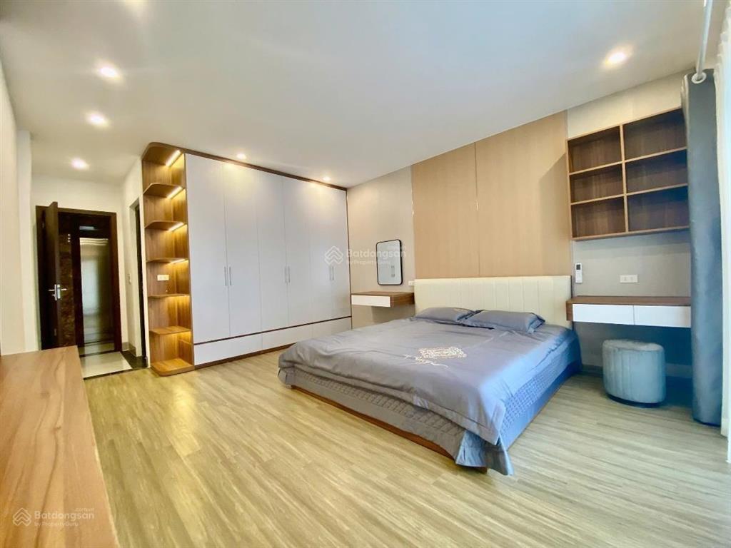 Giảm chào 1 tỷ! phố xã đàn,thang máy xịn, ngõ thông gần phố, ô tô cách 30m, full nt, sổ đẹp,39m2*6t