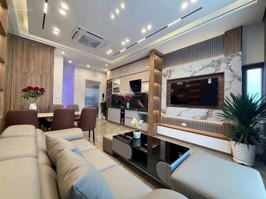 Giảm chào 1 tỷ! phố xã đàn,thang máy xịn, ngõ thông gần phố, ô tô cách 30m, full nt, sổ đẹp,39m2*6t