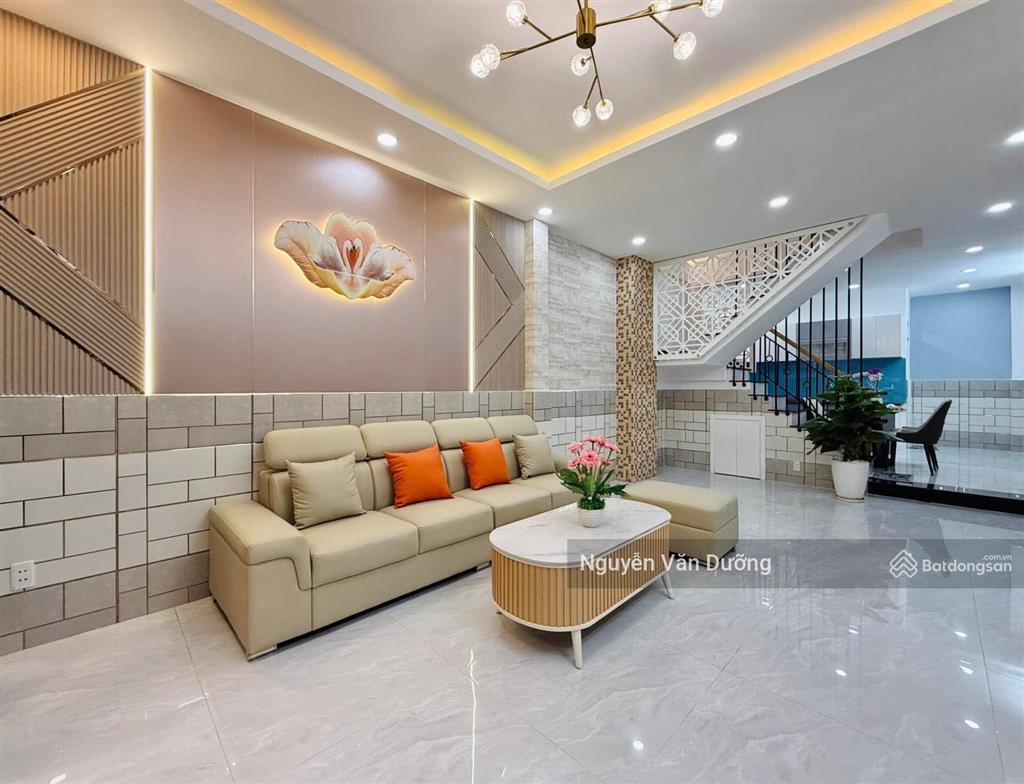 Giá cực sốc! ngọc khánh, gần phố 15m ra ô tô tránh, an sinh đỉnh, gần chợ, ngõ rộng thoáng, ở sướng