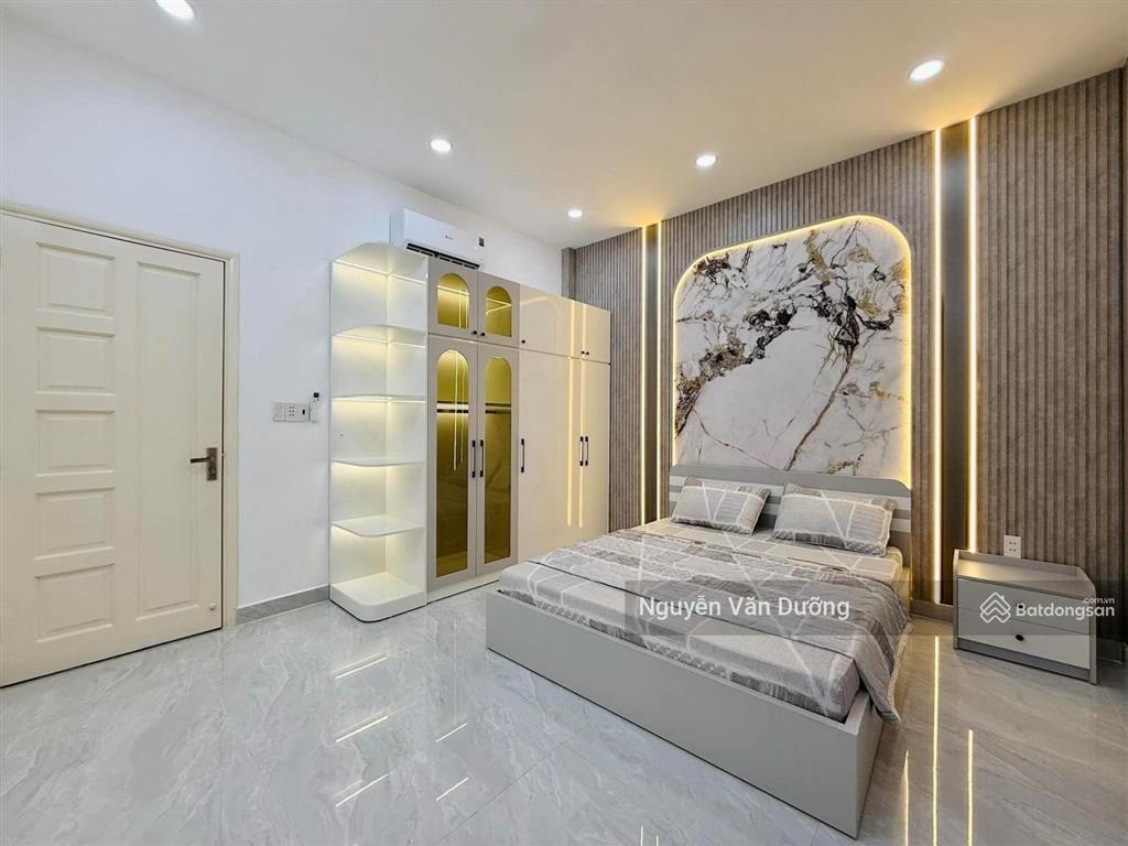 Giá cực sốc! ngọc khánh, gần phố 15m ra ô tô tránh, an sinh đỉnh, gần chợ, ngõ rộng thoáng, ở sướng