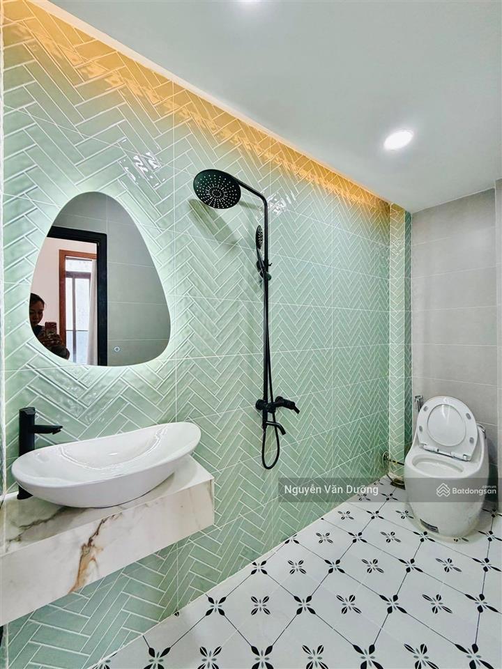 Bán nhà riêng phố trần hữu tước, 20m ra phố, ô tô đỗ, ngõ 3 gác thông, nhà mới, 2 thoáng, dt 40m*5t