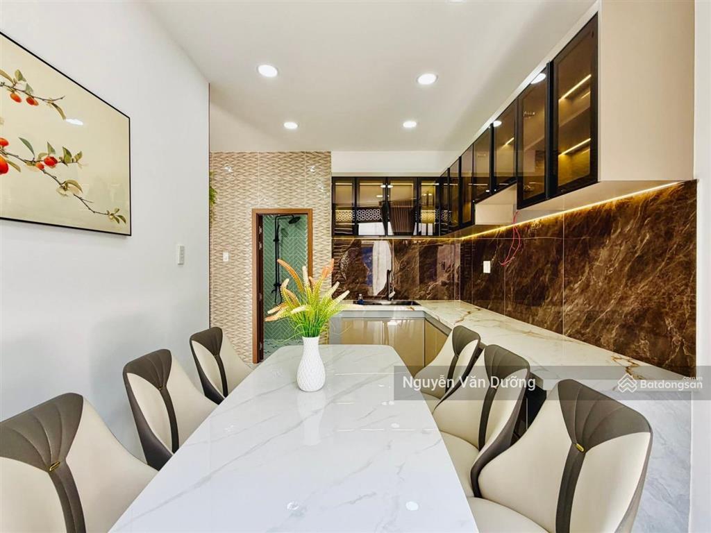 Bán nhà riêng phố trần hữu tước, 20m ra phố, ô tô đỗ, ngõ 3 gác thông, nhà mới, 2 thoáng, dt 40m*5t