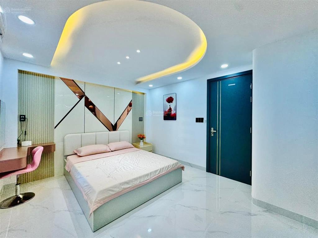 Giá hời! pháo đài láng, 2 mặt thoáng, ngõ thông, gần phố, 40m ra ô tô, 41m2*5t, giá nhỉnh 7 tỷ