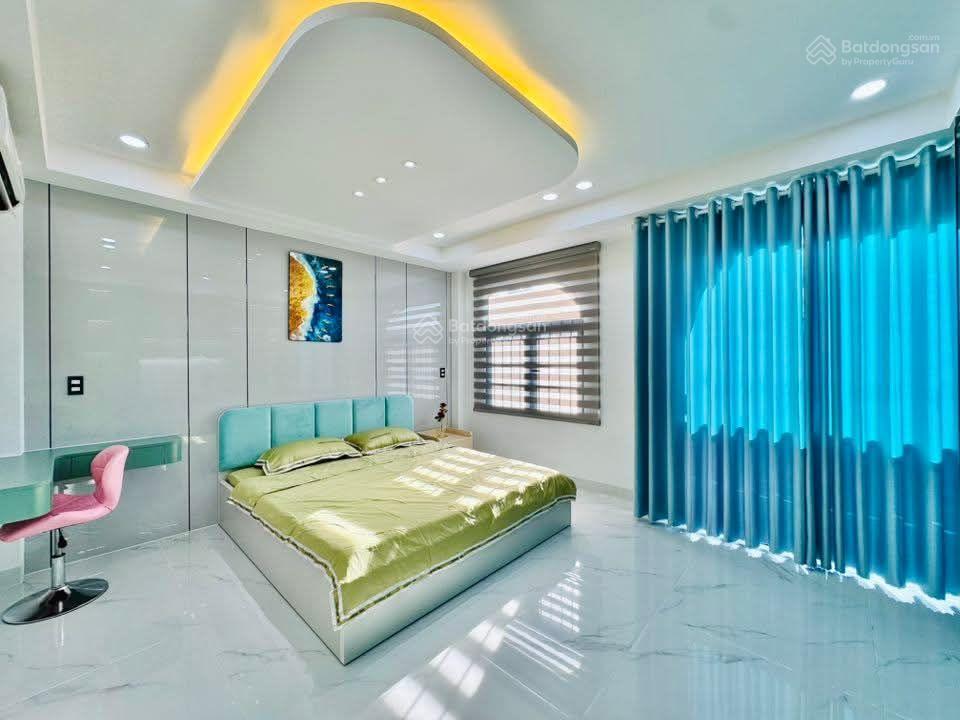 Giá hời! pháo đài láng, 2 mặt thoáng, ngõ thông, gần phố, 40m ra ô tô, 41m2*5t, giá nhỉnh 7 tỷ