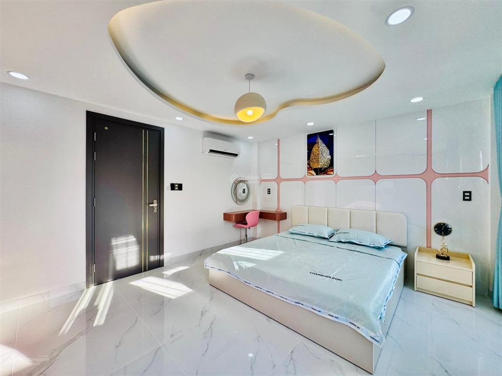 Giá hời! pháo đài láng, 2 mặt thoáng, ngõ thông, gần phố, 40m ra ô tô, 41m2*5t, giá nhỉnh 7 tỷ