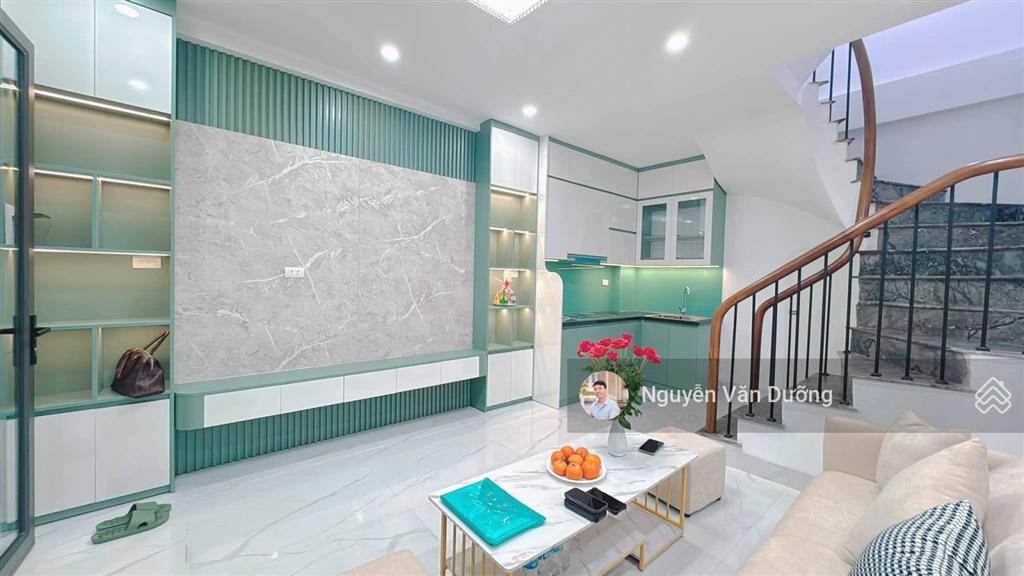 Giá hời! phố lương định của, ngõ 3 gác thông, sát phố, ô tô 30m, sân xe riêng, 39m2 * 5t