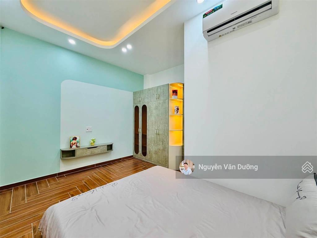 Giá hời! phố chùa láng, đại học ngoại thương, ngõ thông kinh doanh, ô tô sát nhà, dân xây, 42m2*5t