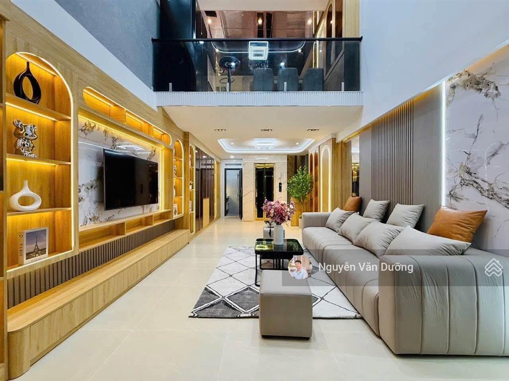 Lô góc phố phương mai, nhà mới ở ngay, thang máy xịn sò, ngõ 3 gác thông, ô tô đỗ gần, 39m2 * 6t