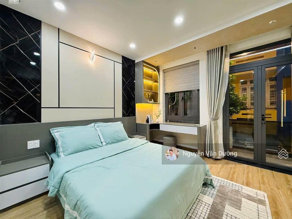 Lô góc phố phương mai, nhà mới ở ngay, thang máy xịn sò, ngõ 3 gác thông, ô tô đỗ gần, 39m2 * 6t