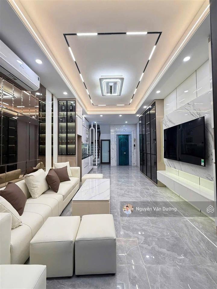 Cực hiếm! nhà riêng đặng tiến đông, thang máy, kinh doanh, ô tô sát nhà, sân xe riêng, 40m2 * 6t
