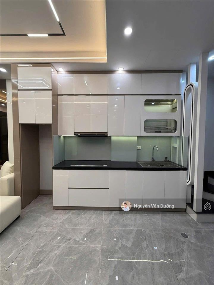 Cực hiếm! nhà riêng đặng tiến đông, thang máy, kinh doanh, ô tô sát nhà, sân xe riêng, 40m2 * 6t