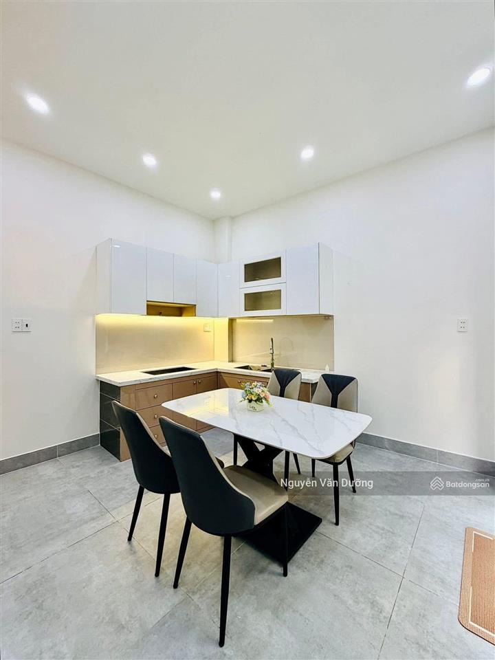 Rẻ bất ngờ! nhà riêng pháo đài láng, ô tô 35m, ngõ 3 gác thông, gần phố, ở ngay full nt, 40m2*5t