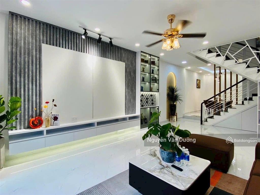 Giảm sốc 1 tỷ! phố nguyễn chí thanh, ngõ thông, sát phố, ba gác tránh, sổ đẹp nở hậu, 38m2* 5 tầng