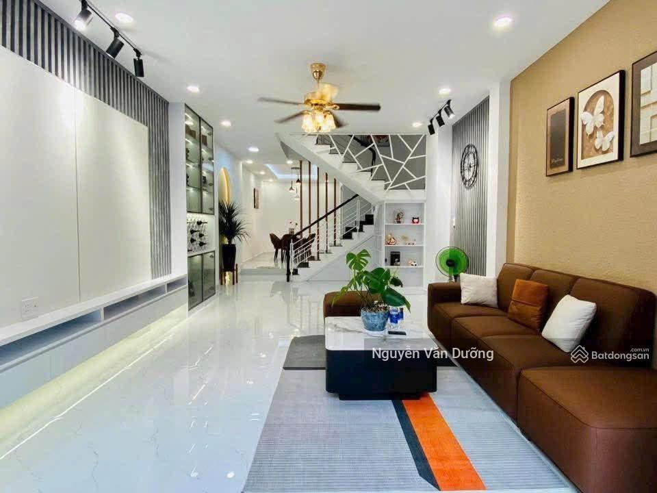 Giảm sốc 1 tỷ! phố nguyễn chí thanh, ngõ thông, sát phố, ba gác tránh, sổ đẹp nở hậu, 38m2* 5 tầng
