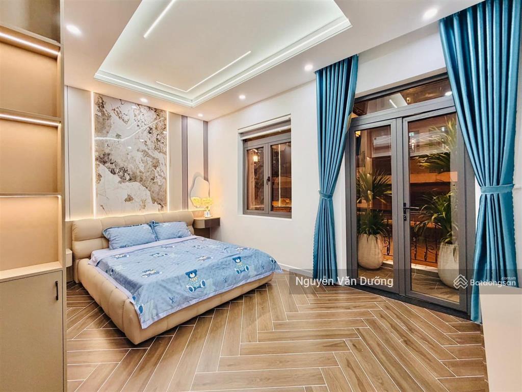 Siêu phẩm! trường chinh, lô góc 2 thoáng, nhà đẹp ở luôn, ngõ thông rộng, cách ô tô 40m, dt 45m2*5t
