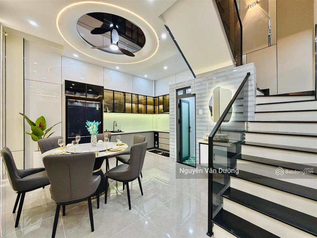 Siêu phẩm! trường chinh, lô góc 2 thoáng, nhà đẹp ở luôn, ngõ thông rộng, cách ô tô 40m, dt 45m2*5t