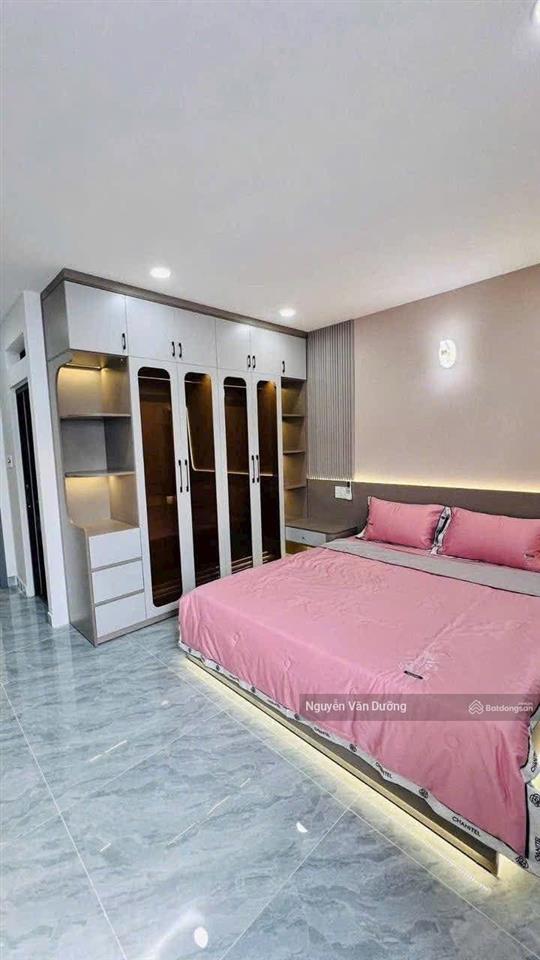Bán gấp! phố thái hà, dân xây chắc chắn, ngõ thông, 30m ra phố, ba gác đỗ, ở luôn, sân xe,42m2 * 5t