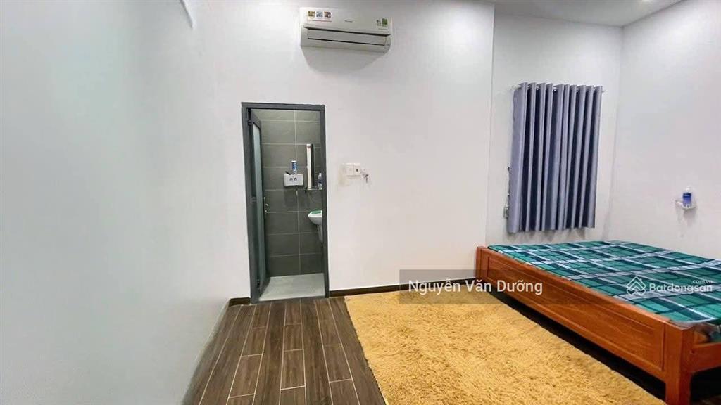 Hiếm có! lô góc phố huỳnh thúc kháng, ngõ 3 gác thông, dân xây, sân xe riêng, 35m ô tô, 42m2 5t