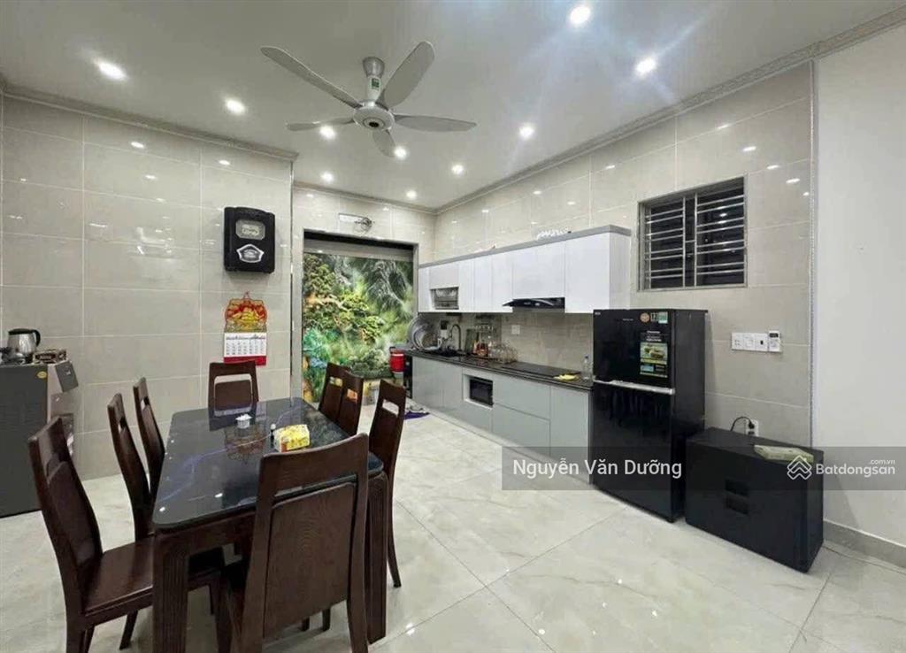 Cực hiếm! lô góc thịnh quang, 2 thoáng, 1phút ra phố, nhà dân xây mới đẹp, ở ngay, sổ vuông,40m2*5t