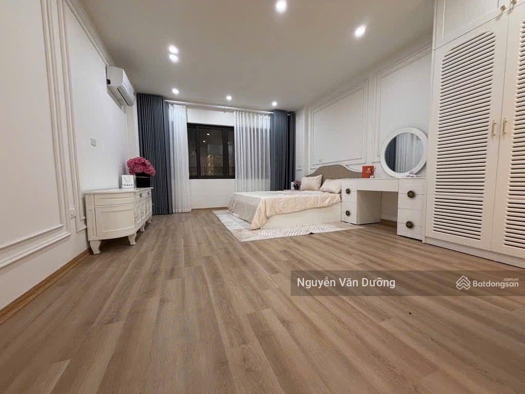Cực hiếm! lô góc thịnh quang, 2 thoáng, 1phút ra phố, nhà dân xây mới đẹp, ở ngay, sổ vuông,40m2*5t