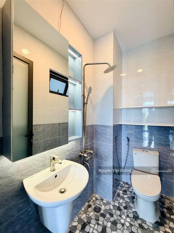 Hạ nhiệt! nhà nguyễn lương bằng, 30m ra phố, ngõ ba gác thông, nhà dân xây, ko quy hoạch, 40m*5t