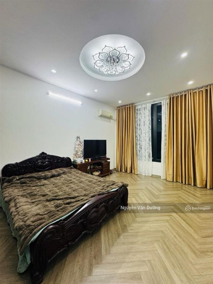 Siêu hiếm! nhà riêng phố thái thịnh, 20m ra ô tô, ngõ to thoáng, dân xây còn mới, 43m2 * 5t, 4pn