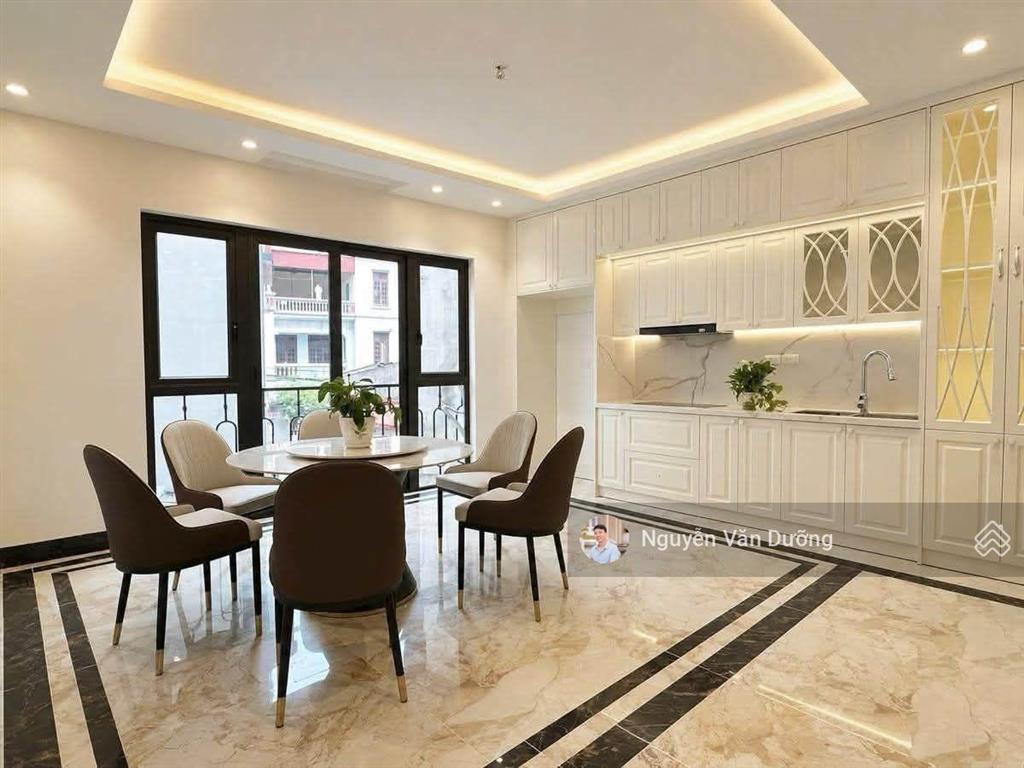 Chất quá! nhà riêng đặng tiến đông, thang máy, kinh doanh, ô tô sát nhà, sân xe riêng, 38m2 * 6t