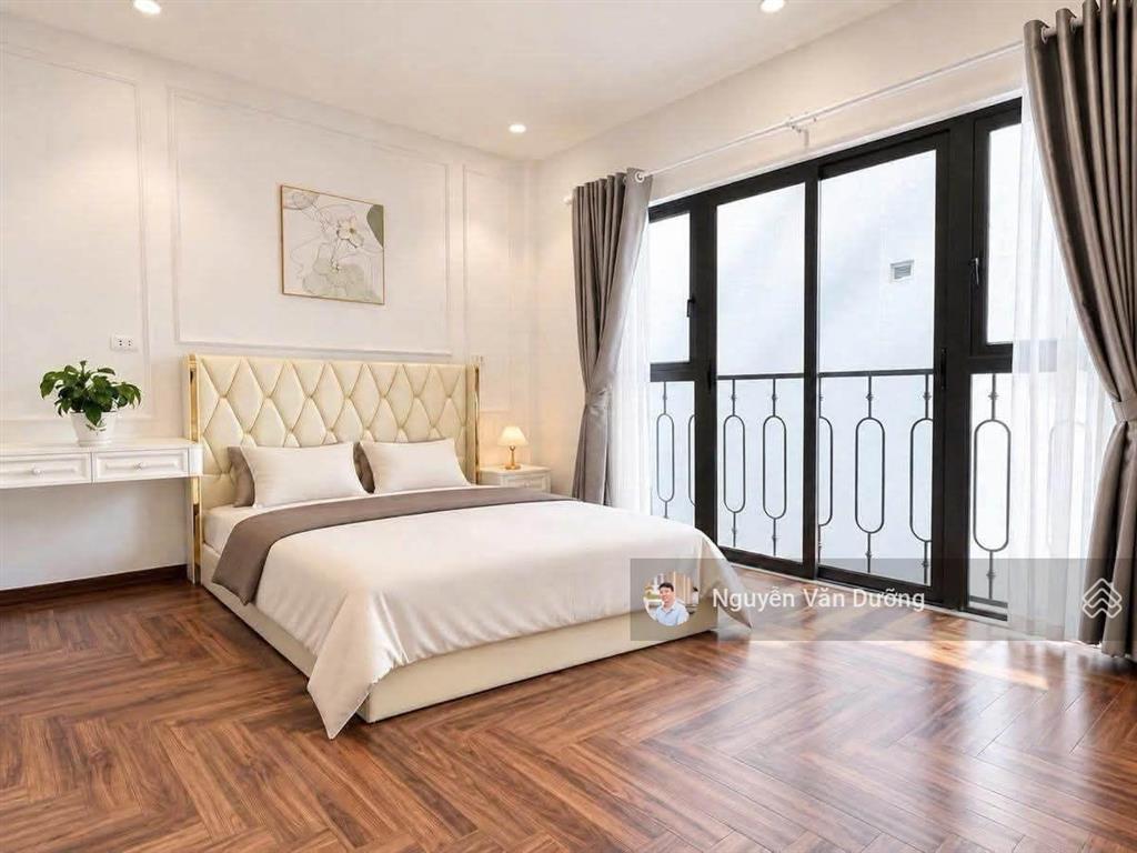 Chất quá! nhà riêng đặng tiến đông, thang máy, kinh doanh, ô tô sát nhà, sân xe riêng, 38m2 * 6t