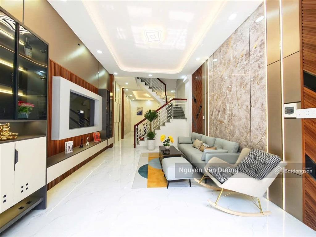 Siêu hiểm đường láng! 50m ra phố, ngõ thoáng ba gác tránh, dân xây ở ngay quy hoạch ổn định 42m2*5t