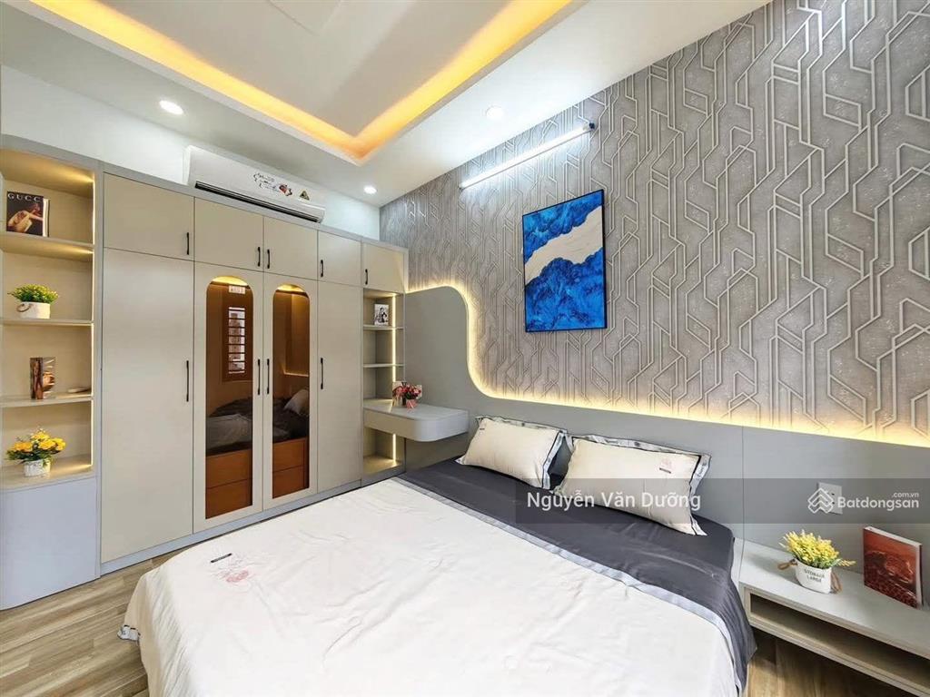 Siêu hiểm đường láng! 50m ra phố, ngõ thoáng ba gác tránh, dân xây ở ngay quy hoạch ổn định 42m2*5t