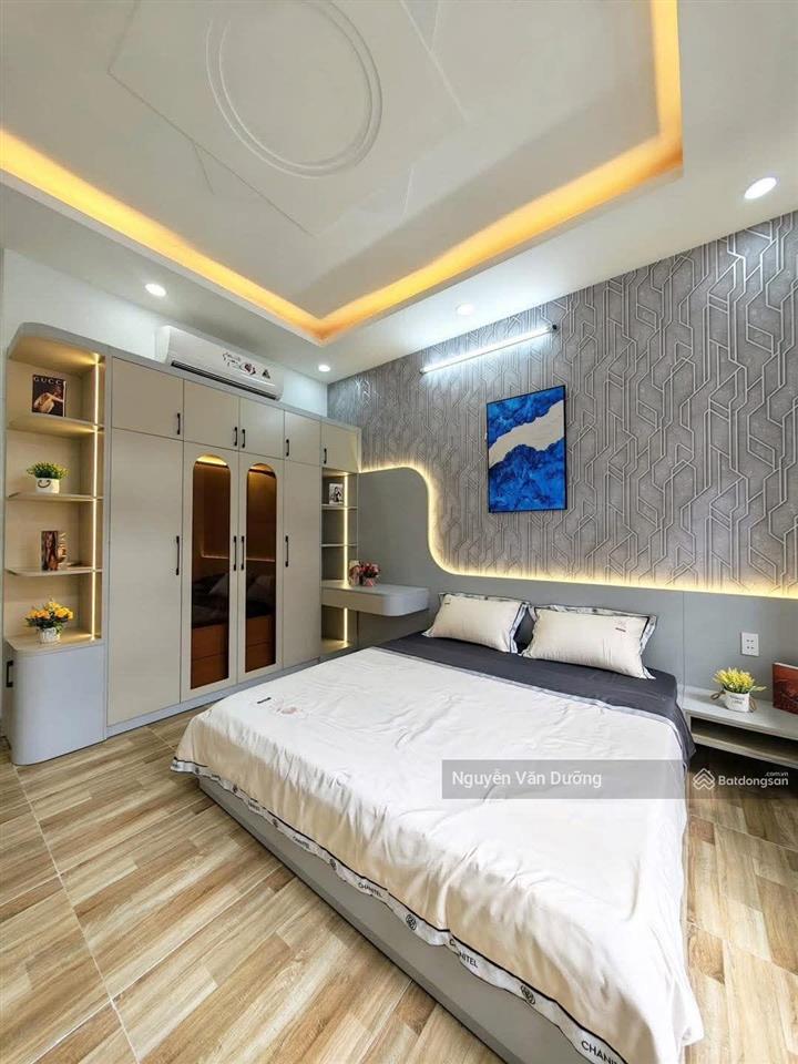 Siêu hiểm đường láng! 50m ra phố, ngõ thoáng ba gác tránh, dân xây ở ngay quy hoạch ổn định 42m2*5t