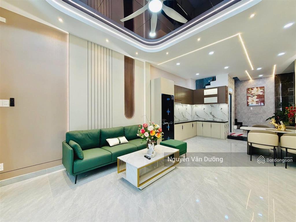 Bán nhà riêng phố phạm ngọc thạch  chùa bộc, 30m ra ô tô, ngõ ba gác, dân xây, sổ đẹp, 42m2*5t