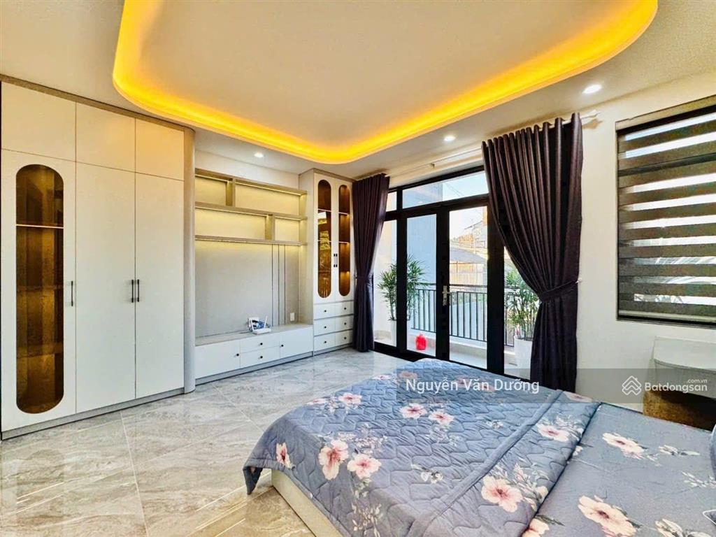 Bán nhà riêng phố phạm ngọc thạch  chùa bộc, 30m ra ô tô, ngõ ba gác, dân xây, sổ đẹp, 42m2*5t