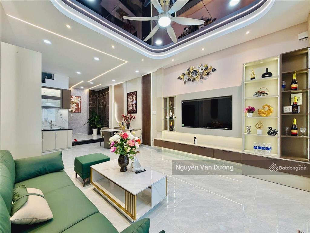 Bán nhà riêng phố phạm ngọc thạch  chùa bộc, 30m ra ô tô, ngõ ba gác, dân xây, sổ đẹp, 42m2*5t