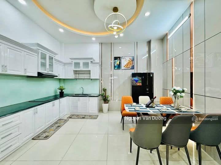 Bán nhà riêng tôn thất tùng, 30m ra phố, ngõ ba gác thông, gần ngay đại học y hà nội, 40m2*5t