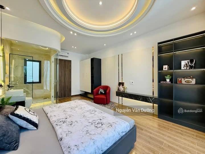 Bán nhà riêng tôn thất tùng, 30m ra phố, ngõ ba gác thông, gần ngay đại học y hà nội, 40m2*5t