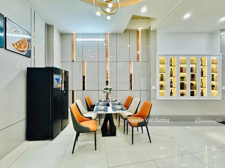 Bán nhà riêng tôn thất tùng, 30m ra phố, ngõ ba gác thông, gần ngay đại học y hà nội, 40m2*5t