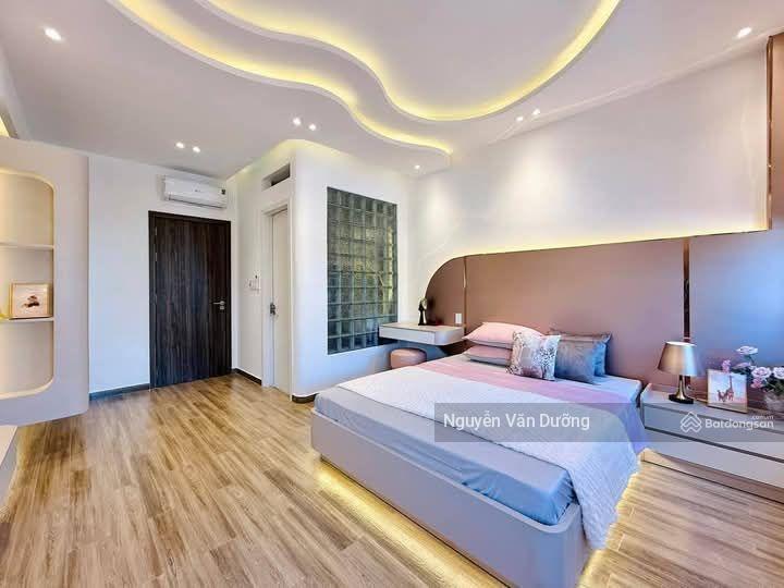 Bán nhà riêng tôn thất tùng, 30m ra phố, ngõ ba gác thông, gần ngay đại học y hà nội, 40m2*5t