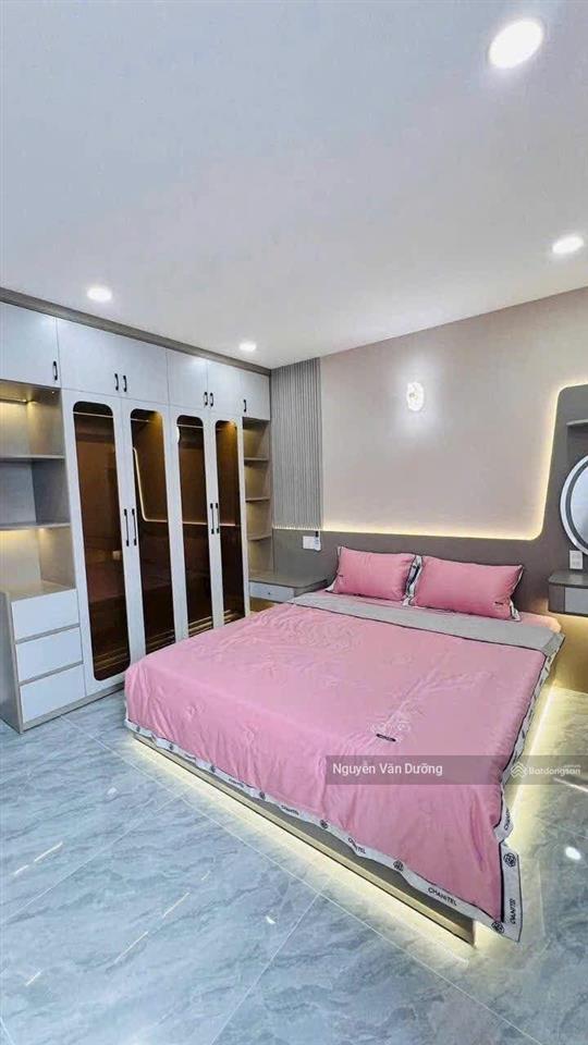 Cực hiếm nhỉnh 7 tỷ có nhà phố nguyễn chí thanh, lô góc, 40m ra phố, vf3 đỗ, dân xây, 39m2*5t