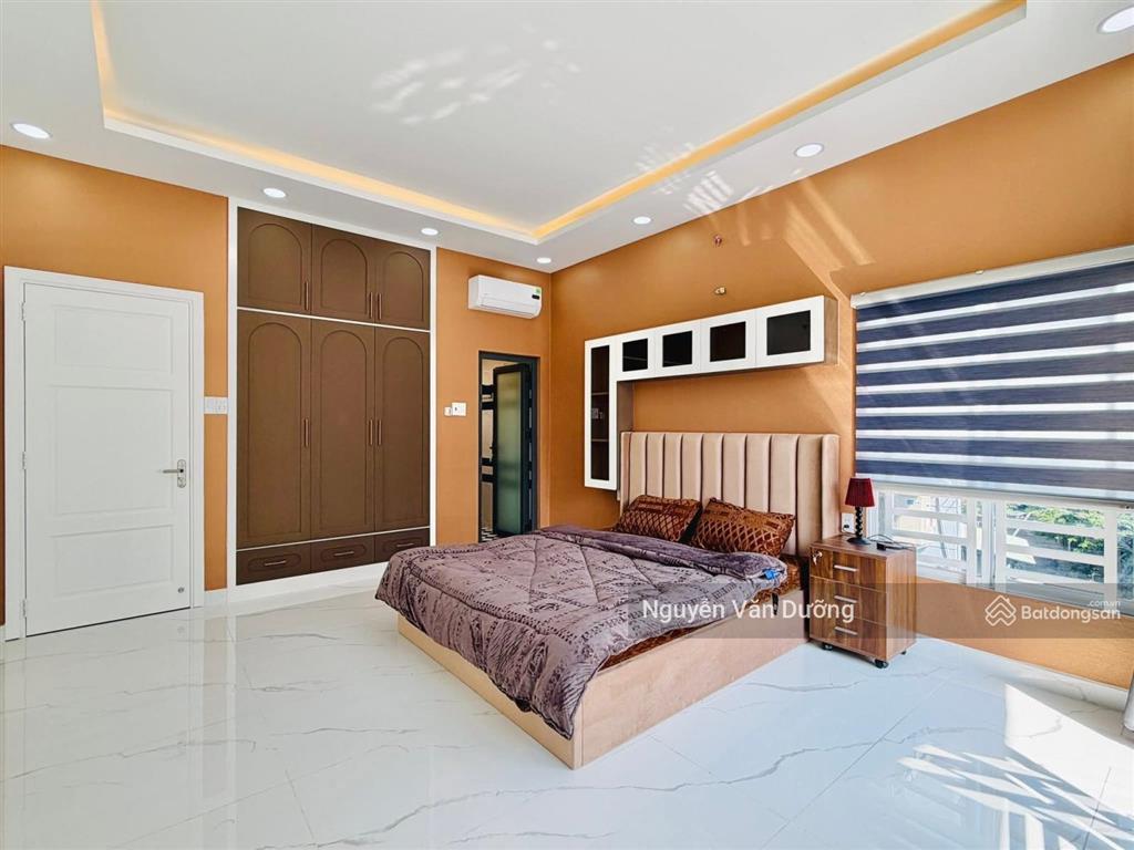 Chốt gấp! phố chùa láng, ngõ thông kinh doanh, ô tô đỗ gần, đh ngoại thương, ko quy hoạch, 38m2*5t