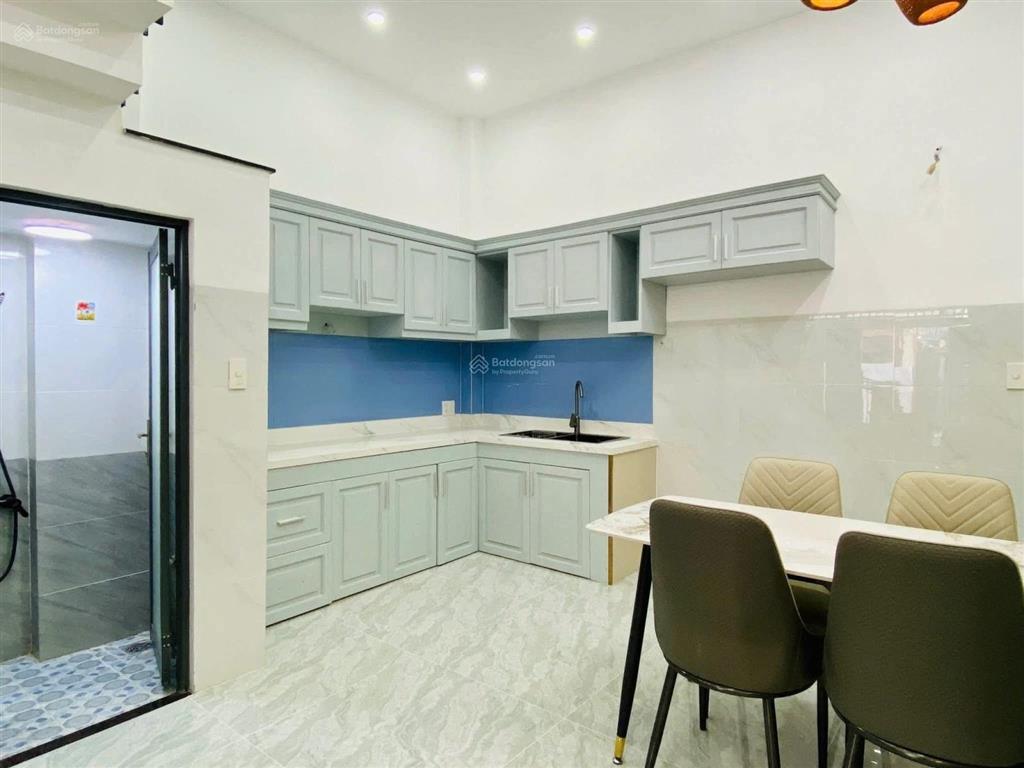 Giá sốc! mặt ngõ thái thịnh, ngõ 3 gác nông, gần ô tô, sân xe riêng, sổ vuông, dân xây, 42m2 * 5t