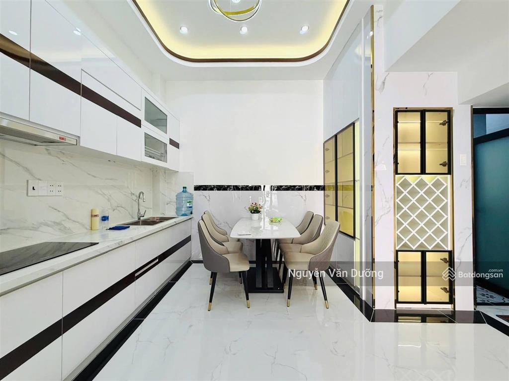 Nét căng! phố trung phụng, nhà mới ở ngay, thoáng 2 mặt, ngõ thông, sát phố, ô tô đỗ gần, 42m2*5t