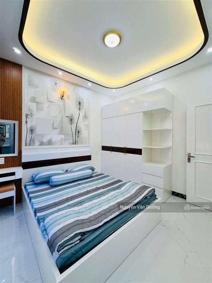 Nét căng! phố trung phụng, nhà mới ở ngay, thoáng 2 mặt, ngõ thông, sát phố, ô tô đỗ gần, 42m2*5t